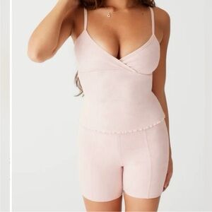 Frankie’s bikini active set pink petals